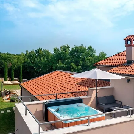 Villa Holiday Marten *